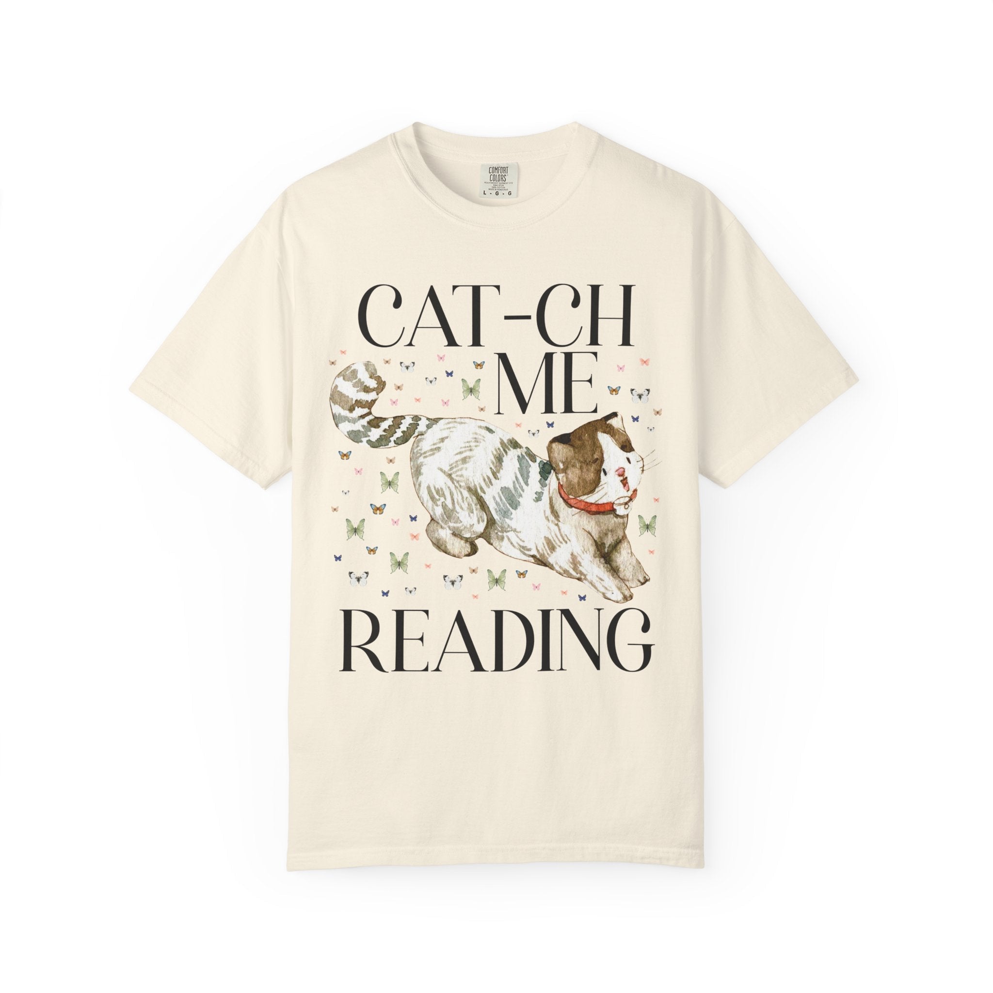 Bookish Cat Tee Shirt with Funny Saying: Cat-ch Me Reading